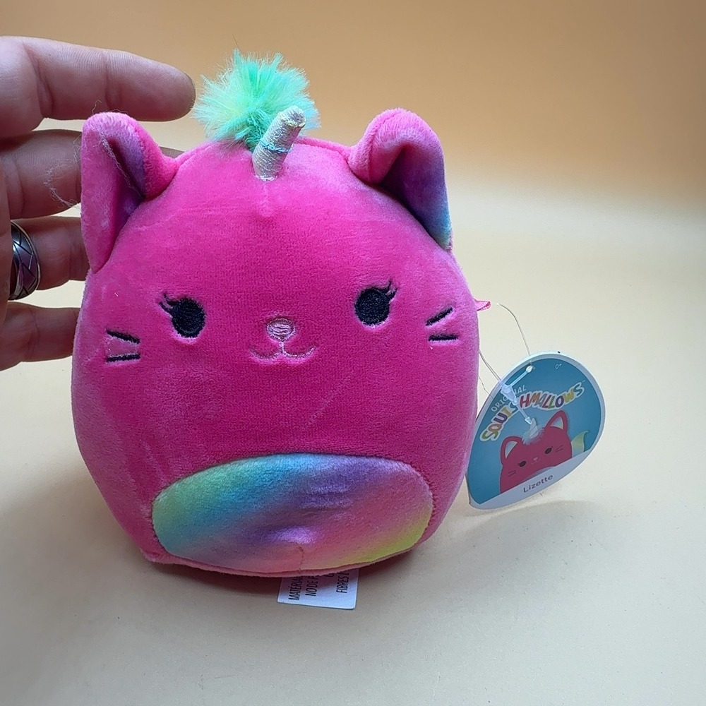 Squishmallow Lizette Caticorn Pink Rainbow 5in Plush New Tags